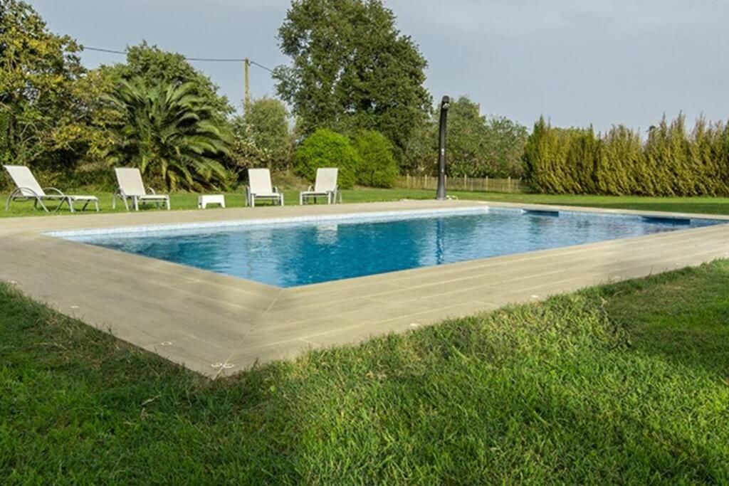 Casa Rural En Rupia Con Piscina 외부 사진