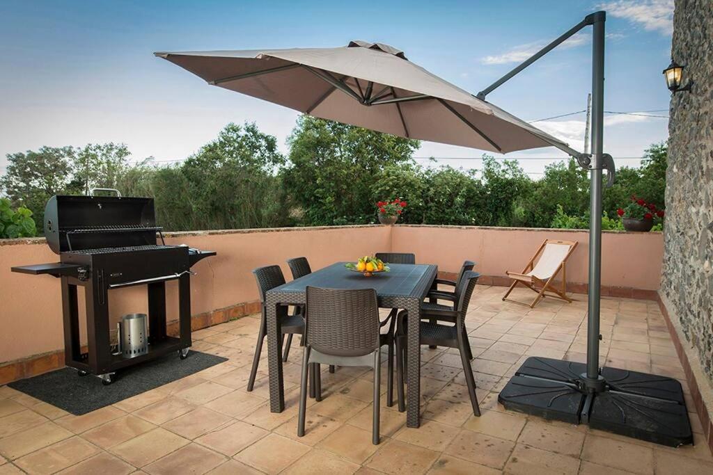 Casa Rural En Rupia Con Piscina 외부 사진